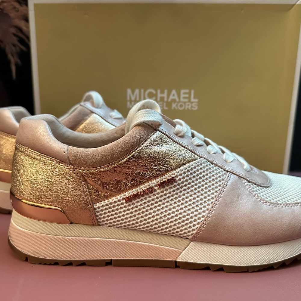 Michael Kors Women's Size 10M Pink Rose Gold Metallic Leather Allie Trainers